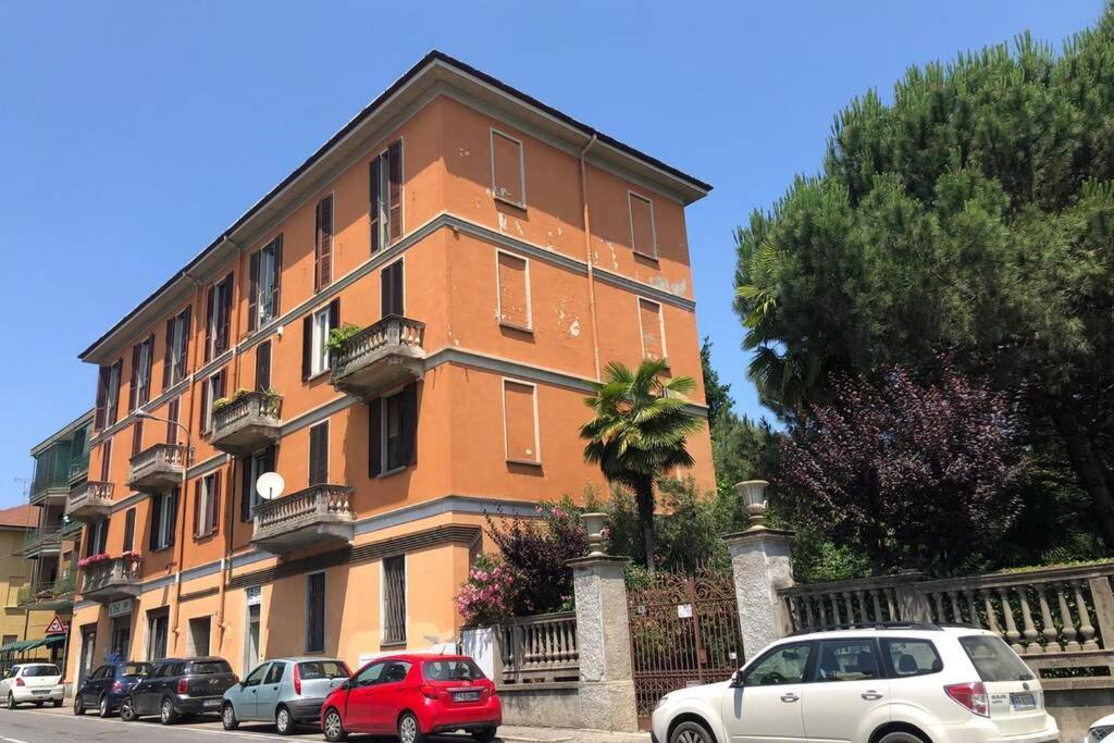Mazzini Apartment Arona Dış mekan fotoğraf